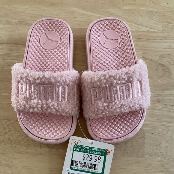 NWT Cool Cat Sherpa Slide Sandals Puma Light Pink Kids Size 11 - Picture 3 of 4
